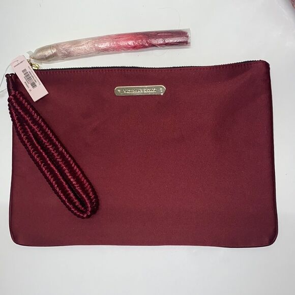 Victoria's Secret Handbags - 🔥Victoria secret  bag NWT (60)